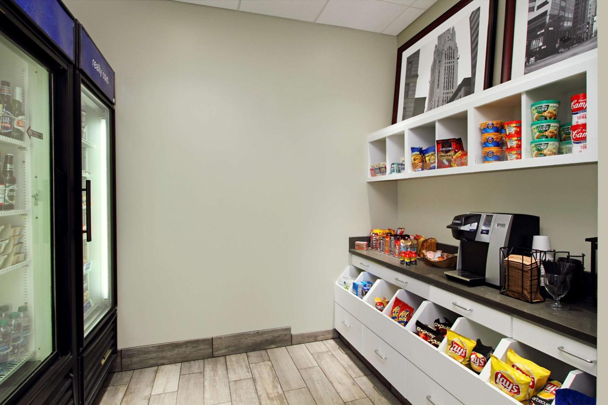 Hilton Garden Inn Columbus-University Area Екстер'єр фото