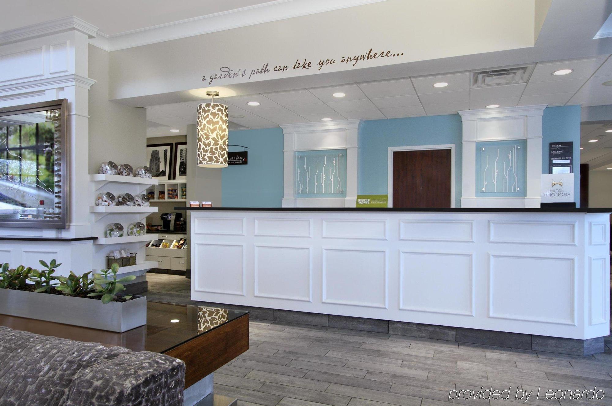 Hilton Garden Inn Columbus-University Area Екстер'єр фото